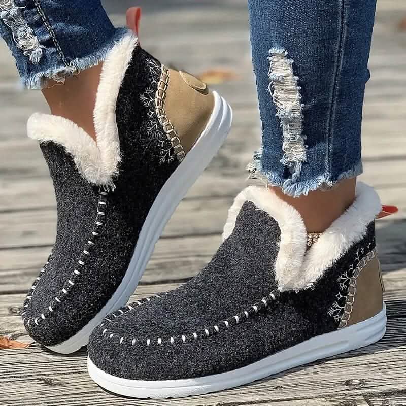 Women's Warm Thermal Plush Lined Flat Shoes