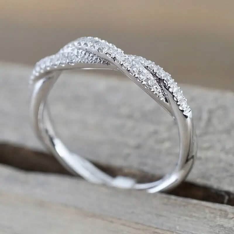Minimalism 925 Silver Zirconia Twist Ring